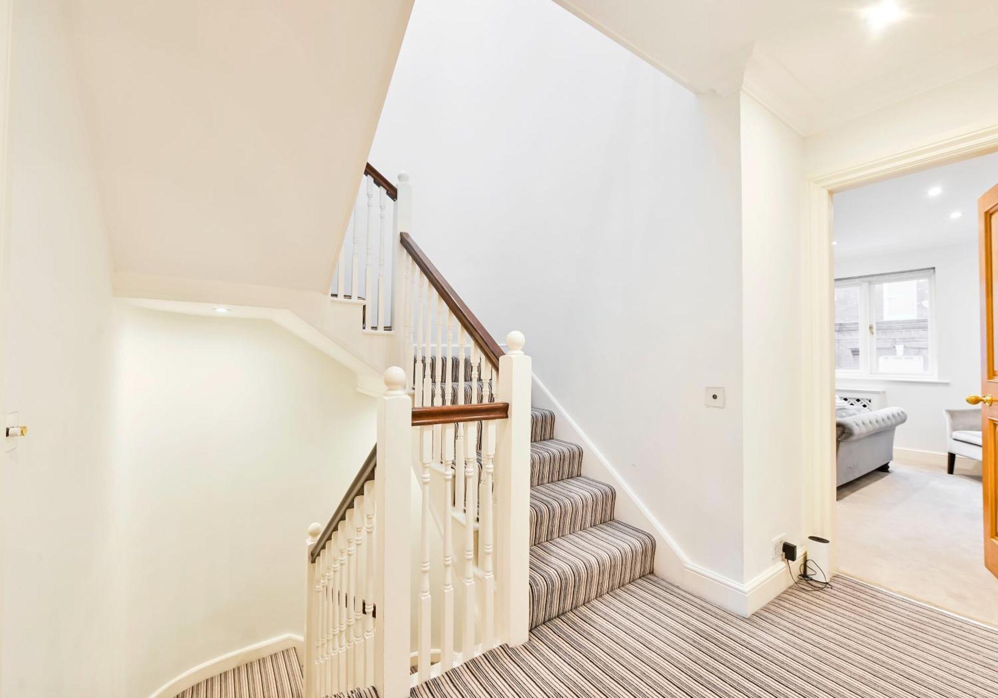 Holiday home Exclusive Knightsbridge Townhouse With Parking London
